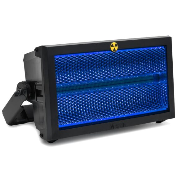 Martin Atomic 3000 LED strobe