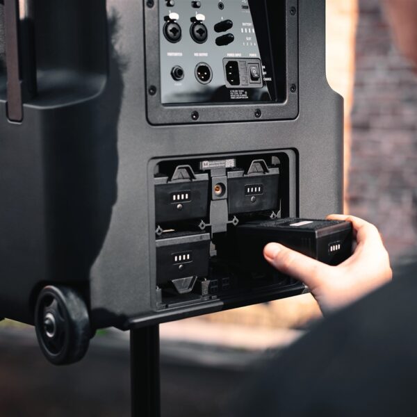 LD Systems ANNY® 12 HHD B5 - Batteridriven portabel högtalare med trådlös handmikrofon och Bluetooth