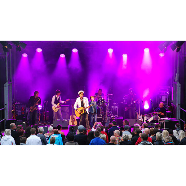 Stagepartner Mobilscen medium 8×6 m, takhöjd fram 4,15m